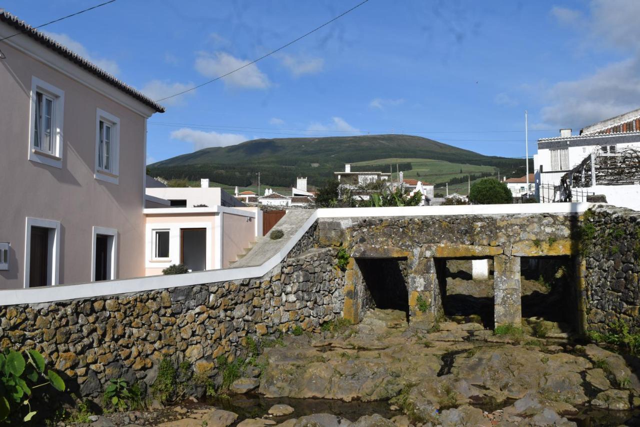 Vila Casas Da Ribeira Santa Bárbara Exteriér fotografie